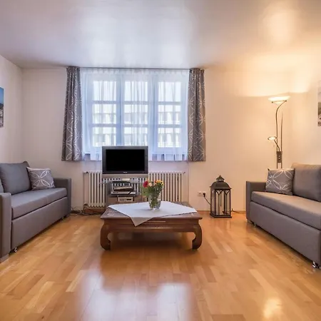 Rathausplatz Apartment *