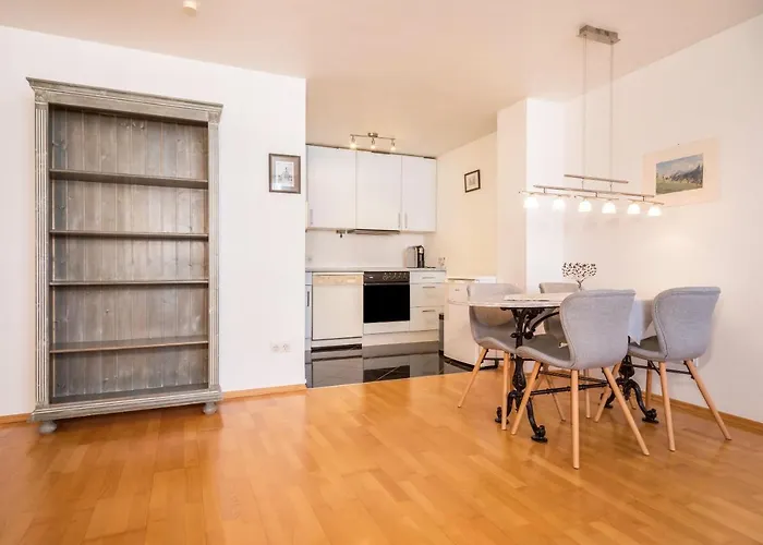 Rathausplatz Appartement *